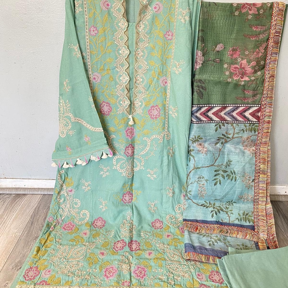 Embroidered Floral Kurta with Dupatta
